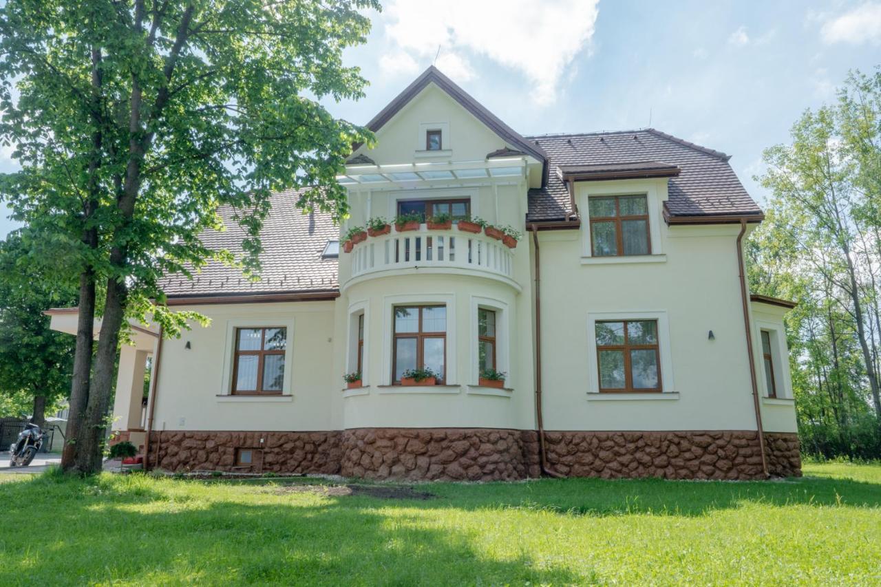 Villa Garden Apartments Πόπραντ Εξωτερικό φωτογραφία